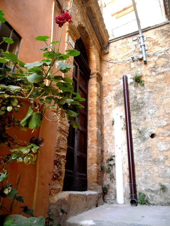 Guglielmo'S House Bed & Breakfast Agrigento Exterior foto